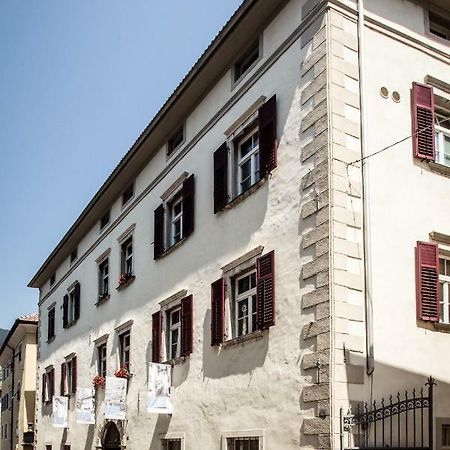 Haus Noldin - Historische Herberge - Dimora Storica Salorno Eksteriør billede